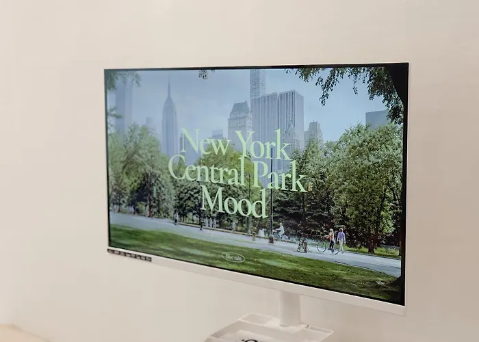 신규오픈, 웨스트 서울 모던스테이, 도심속 힐링, 2br, 홍대 명동 이동편리, 공항버스 3분, 최대 4인 Апартаменты