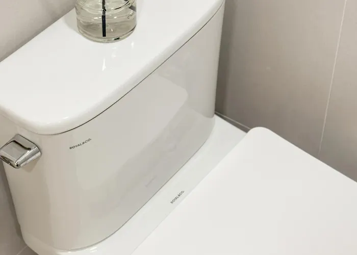 신규오픈, 웨스트 서울 모던스테이, 도심속 힐링, 2br, 홍대 명동 이동편리, 공항버스 3분, 최대 4인 Сеул