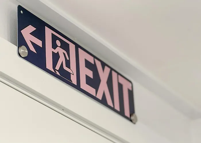 신규오픈, 웨스트 서울 모던스테이, 도심속 힐링, 2br, 홍대 명동 이동편리, 공항버스 3분, 최대 4인 Апартаменты